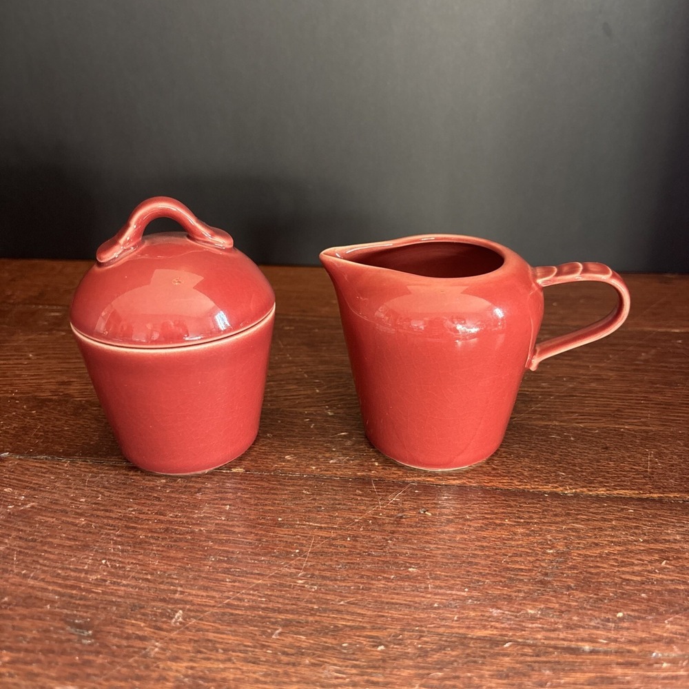 VTG MCM Arita SCULPTURA Red Creamer & Sugar Set Made in Japan Ceramic‎